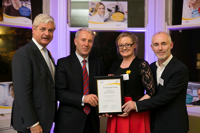 AmandaTivnan receives Irish Cancer Society Research Award